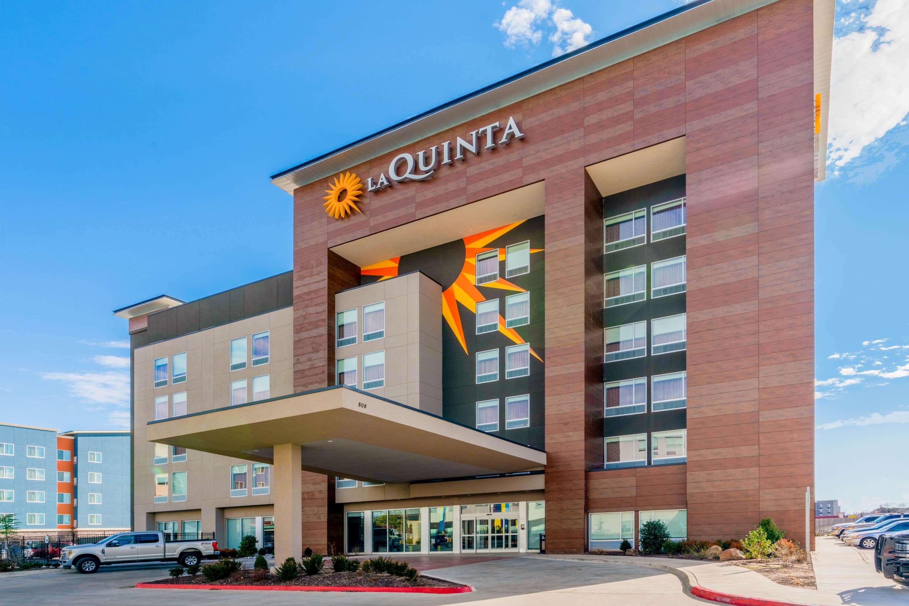 La Quinta By Wyndham Oklahoma City Airport Exterior photo