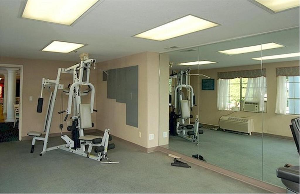 La Quinta By Wyndham Oklahoma City Airport Facilities photo